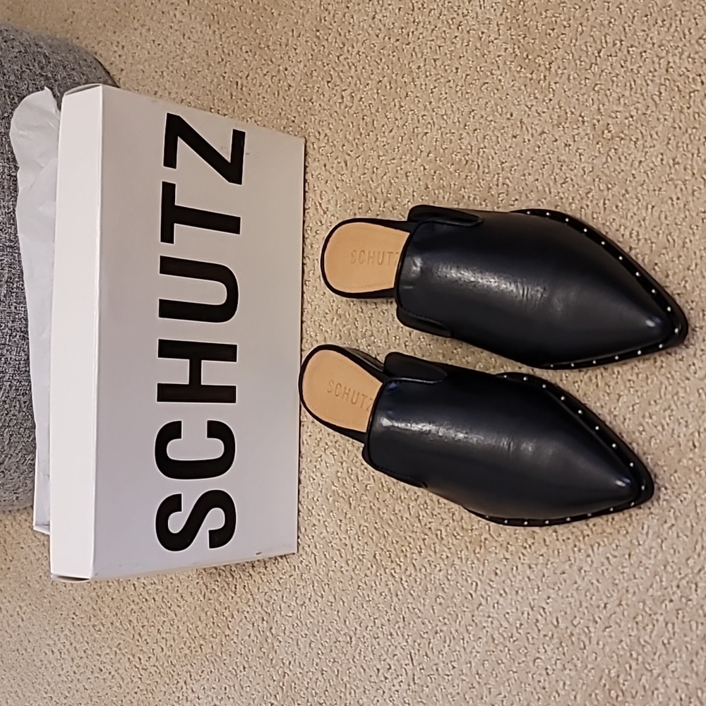 SCHUTZ Tae Closed Toe Slide On, Black, Sz 7.5
